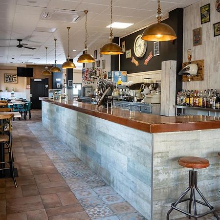 Alcañiz Hostal El Trillero מראה חיצוני תמונה