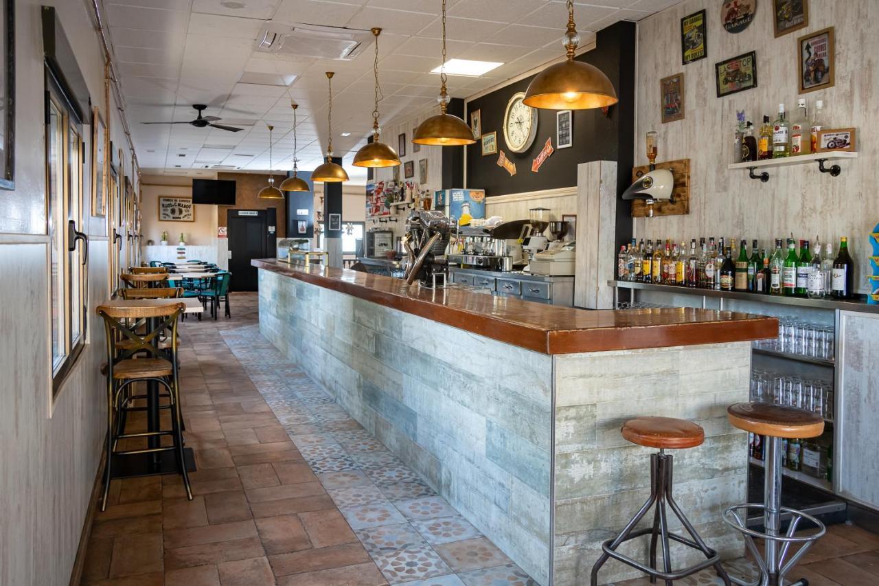 Alcañiz Hostal El Trillero מראה חיצוני תמונה